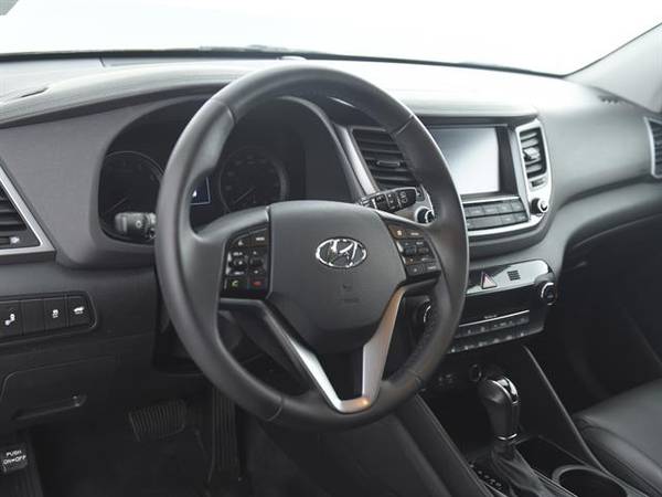 2016 Hyundai Tucson Limited Sport Utility 4D suv Black - FINANCE for sale in Indianapolis, IN – photo 2
