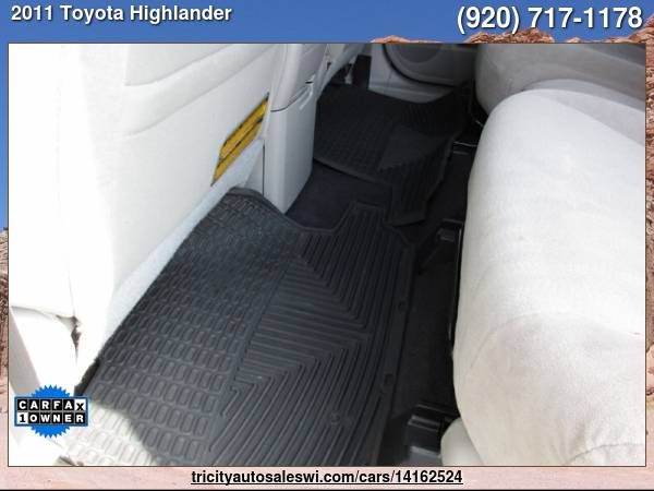 2011 TOYOTA HIGHLANDER BASE AWD 4DR SUV Family owned since 1971 for sale in MENASHA, WI – photo 20