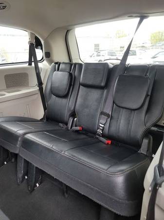 2016 Chrysler Town & Country Touring Minivan 4D - - by for sale in Gloucester City, NJ – photo 10