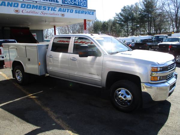 2015 Chevrolet Silverado 3500HD CREW CAB, 4X4, DIESEL, LT, UTILITY for sale in south amboy, District Of Columbia – photo 2