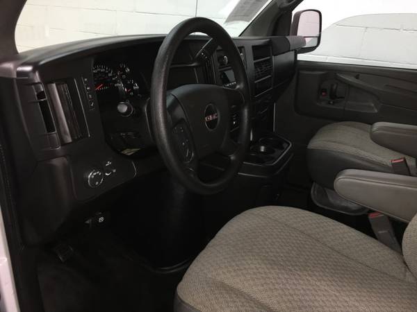 2015 GMC Savana 3500 LT 15 Passenger V8 Service Contractor Van for sale in Arlington, NM – photo 9