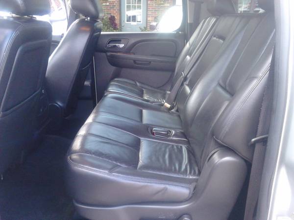 Very Clean 2010 Chevy Suburban 1500 LT 3rd Row Leather Z71 4X4 155K for sale in South Haven, MI – photo 7