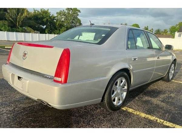 2007 Cadillac DTS Luxury 1 - - by dealer - vehicle for sale in Hollywood, FL – photo 4