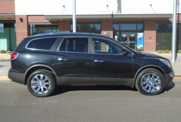 2011 Buick Enclave CXL - Loaded, Very nice for sale in Palo Verde, AZ – photo 2