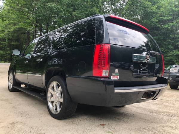 2010 Cadillac Escalade ESV, AWD, Black, Loaded, Seats 7, Dual... for sale in New Gloucester, NH – photo 3
