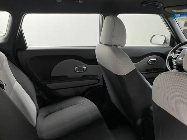 2017 Kia Soul FWD 4D Hatchback/Hatchback Base - - by for sale in Indianapolis, IN – photo 24