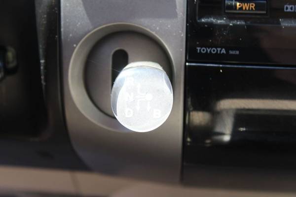 2005 Toyota Prius III III, LOCAL VEHICLE, LOW MILES, NAVIGATION, GAS for sale in Lynnwood, WA – photo 7