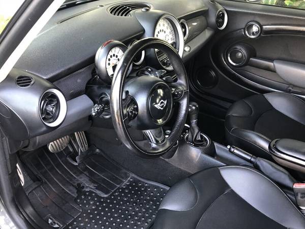 2011 Mini Cooper Clubman S - cars & trucks - by dealer - vehicle... for sale in North Hollywood, CA – photo 17