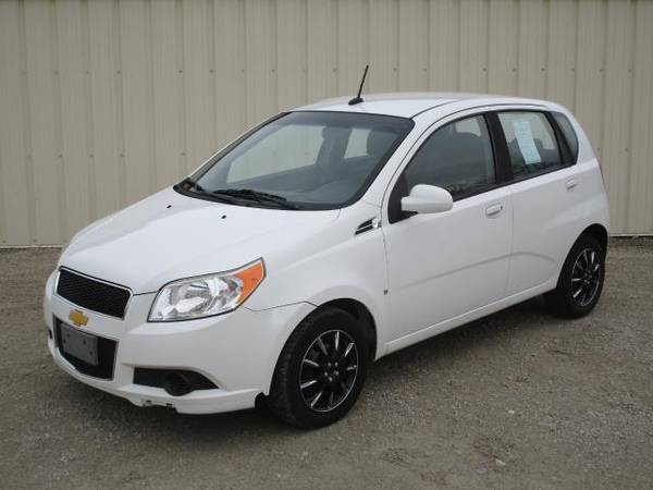 2009 Chevrolet Aveo LT - cars & trucks - by dealer - vehicle... for sale in Wilmington, OH – photo 4