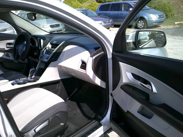 Chevrolet Equinox LT AWD SUV Bluetooth **1 Year Warranty*** - cars &... for sale in hampstead, RI – photo 15
