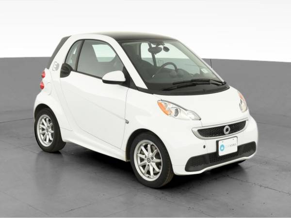 2016 smart fortwo electric drive Hatchback Coupe 2D coupe White - -... for sale in York, PA – photo 15