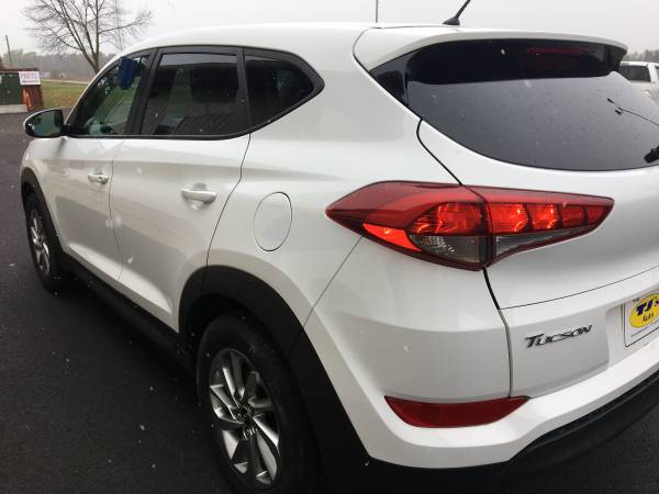 2018 Hyundai Tucson AWD Low Miles - - by dealer for sale in Wisconsin Rapids, WI – photo 5