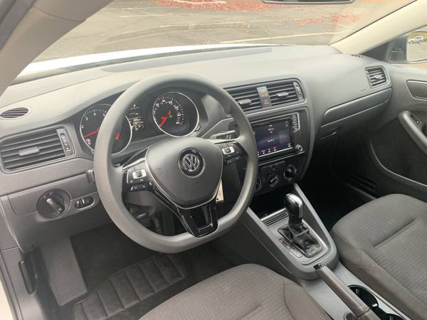 2016 Volkswagen Jetta S 1.4T Sedan Technology Rear Cam Clean Title 33k for sale in Hillsboro, OR – photo 11