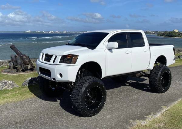 2013 Nissan Titan for sale in Other, Other – photo 3