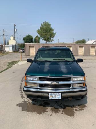 98 Chevy Suburban - cars & trucks - by owner - vehicle automotive sale for sale in Big Timber, MT – photo 3