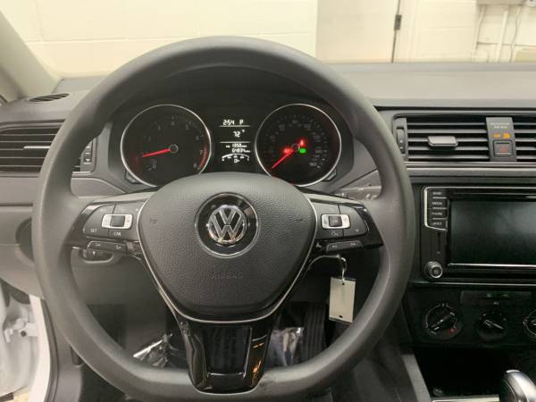 2016 Volkswagen Jetta VW 1.4T S Technology Pkg Backup Camera Sedan -... for sale in Salem, OR – photo 13