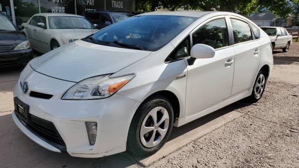 2012 TOYOTA PRIUS / 49MPG / ONLY 41K MILES - cars & trucks - by... for sale in Colorado Springs, CO – photo 3