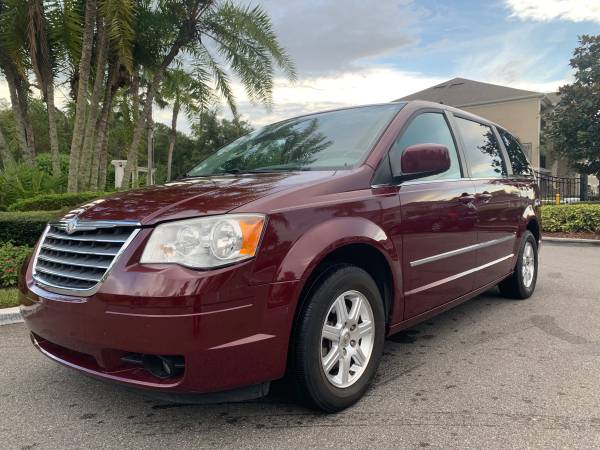 2009 Chrysler Town & Country Touring 89,000 Low Miles 3rd Row 7 Pass for sale in Orlando, FL – photo 15