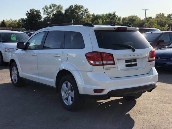2012 Dodge Journey AWD 4dr SXT hatchback Pearl White Tri-coat for sale in Sterling Heights, MI – photo 5