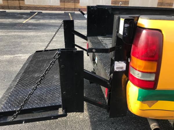 GMC truck Tommy lift gate, 92, 520 low miles - - by for sale in milwaukee, WI – photo 17