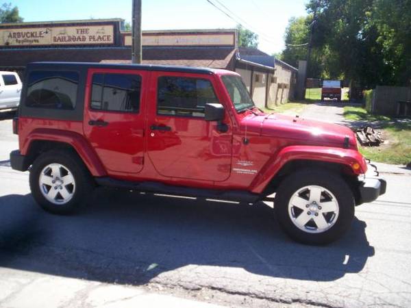 2011 Jeep Wrangler Unlimited Sahara 4WD - cars & trucks - by dealer... for sale in NOBLESVILLE, IN – photo 5