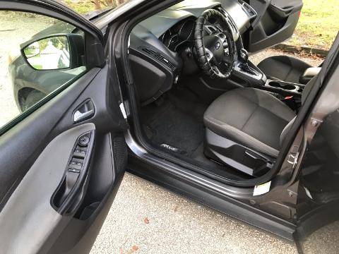 2013 FORD FOCUS SE - cars & trucks - by owner - vehicle automotive... for sale in Fort Lauderdale, FL – photo 7
