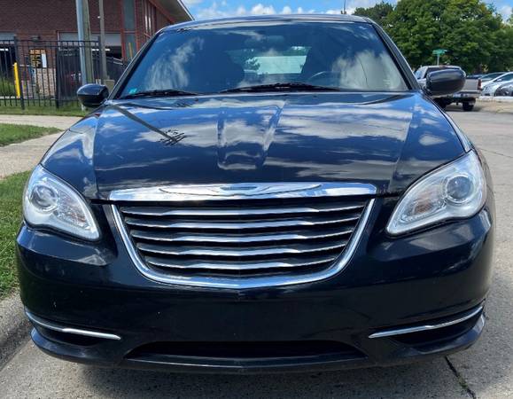 2013 Chrysler 200 Limited - cars & trucks - by dealer - vehicle... for sale in Eastpointe, MI – photo 2