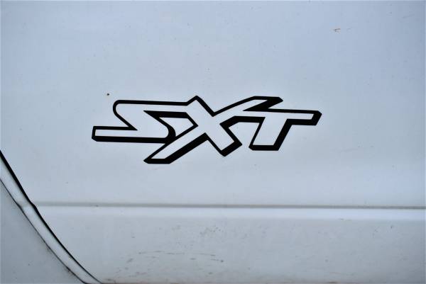 2002 Dodge Dakota SXT Ext Cab Liquidating Sacrifice - cars & for sale in Sarasota, FL – photo 3