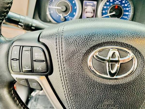 2015 Toyota Sienna - - by dealer - vehicle automotive for sale in Clarksville, TN – photo 19