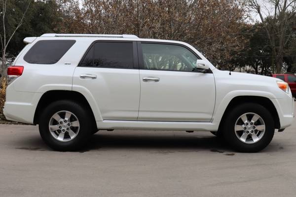 2013 TOYOTA 4RUNNER SR5 Delivery Available! - - by for sale in League City, OK – photo 23