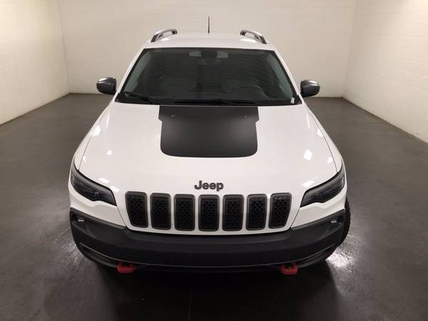 2019 Jeep Cherokee Bright White Clearcoat ***HUGE SALE!!!*** - cars... for sale in Carrollton, OH – photo 3