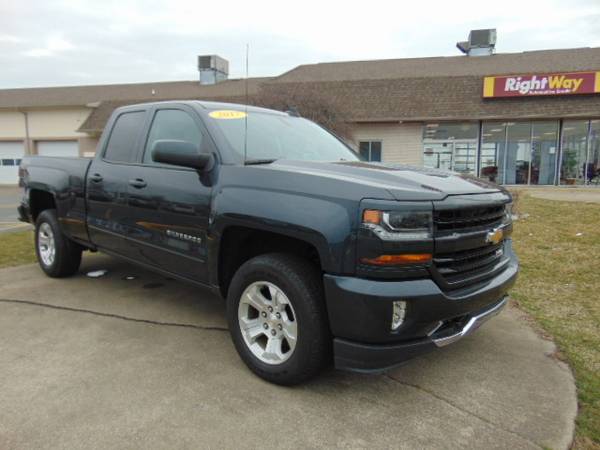 2017 Chevrolet Chevy Silverado 1500 - - by dealer for sale in Elkhart, IN – photo 18
