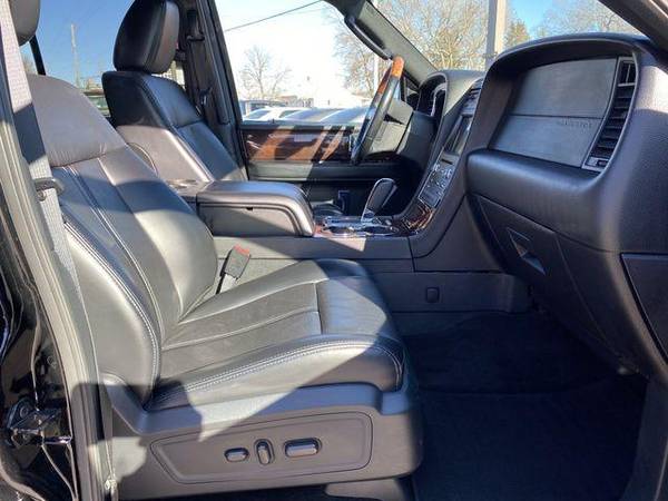 2017 Lincoln Navigator L Select Sport Utility 4D Family Owned!... for sale in Fremont, NE – photo 14
