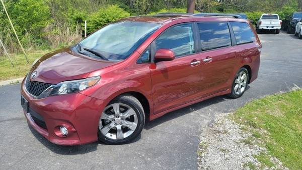 2013 Toyota Sienna SE - - by dealer - vehicle for sale in Georgetown, KY – photo 5