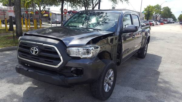 2017 Toyota Tacoma SR5 4x4 for sale in Fort Lauderdale, GA – photo 8