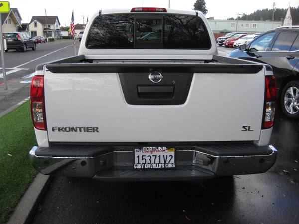 2019 Nissan Frontier SL Crew Cab Leather Moonroof Nav 15k Miles for sale in Fortuna, CA – photo 12