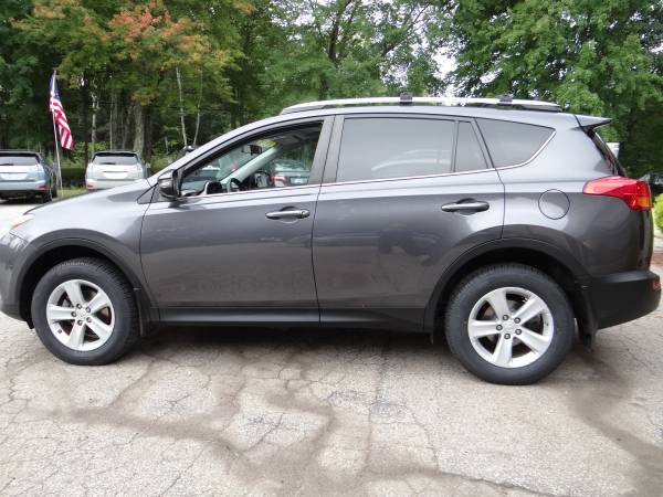 2014 Toyota Rav4 XLE - 4 Cyl - - by dealer - vehicle for sale in Londonderry, MA – photo 4