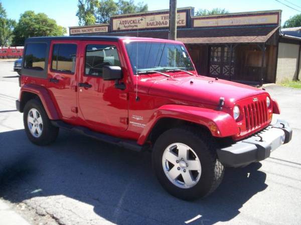 2011 Jeep Wrangler Unlimited Sahara 4WD - cars & trucks - by dealer... for sale in NOBLESVILLE, IN – photo 4