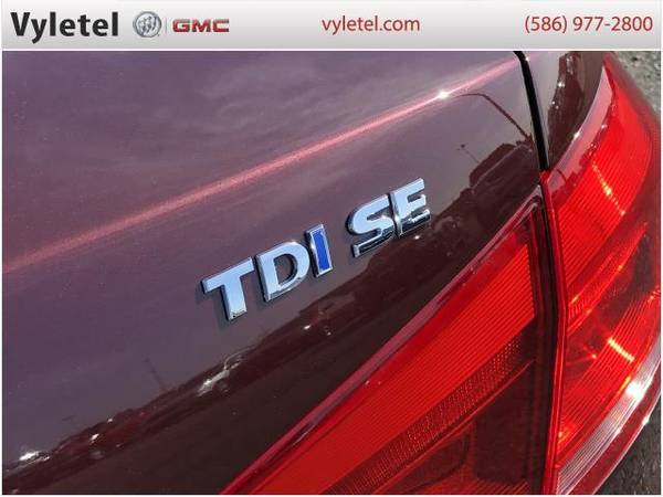 2014 Volkswagen Passat sedan 4dr Sdn 2.0L DSG TDI SE - cars & trucks... for sale in Sterling Heights, MI – photo 10