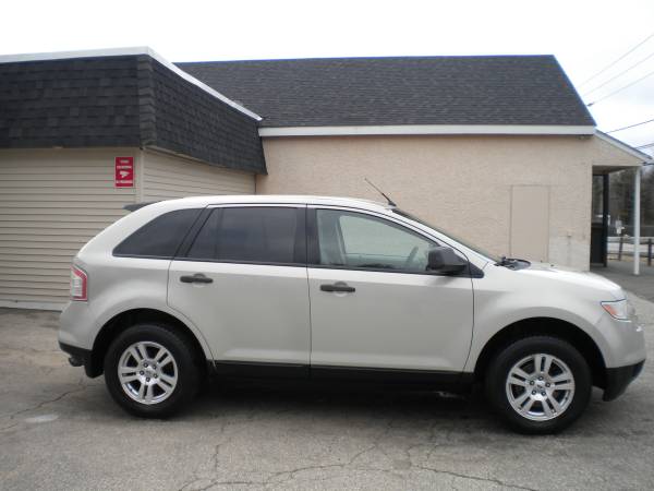 Ford Edge SE AWD Crossover SUV Extra Clean 1 Year Warranty for sale in hampstead, RI – photo 4