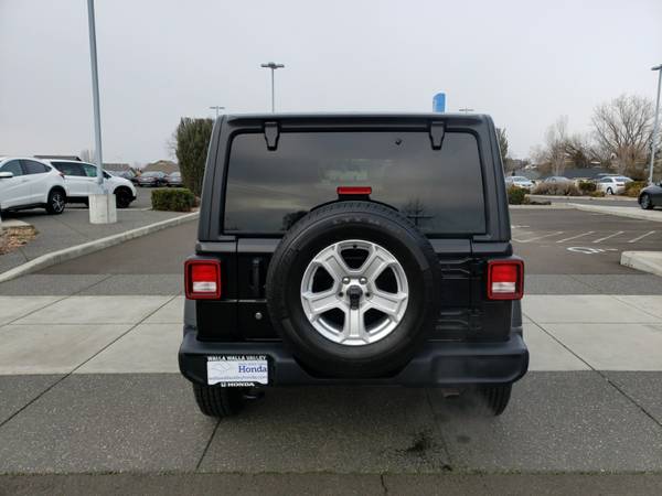2019 Jeep Wrangler Unlimited Sport suv Black Clearcoat - cars & for sale in College Place, WA – photo 6