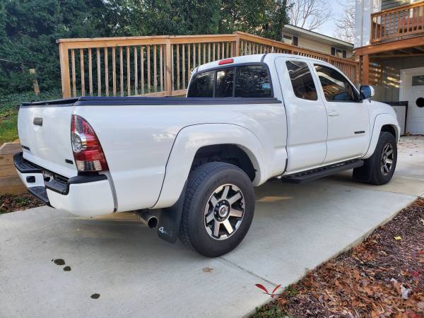 2015 Toyota Tacoma access cab with extras - cars & trucks - by owner... for sale in Annapolis, MD – photo 3