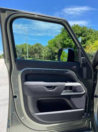 2021 Land Rover Defender 90 First Edition AWD 2dr SUV - cars & for sale in Hollywood, FL – photo 21