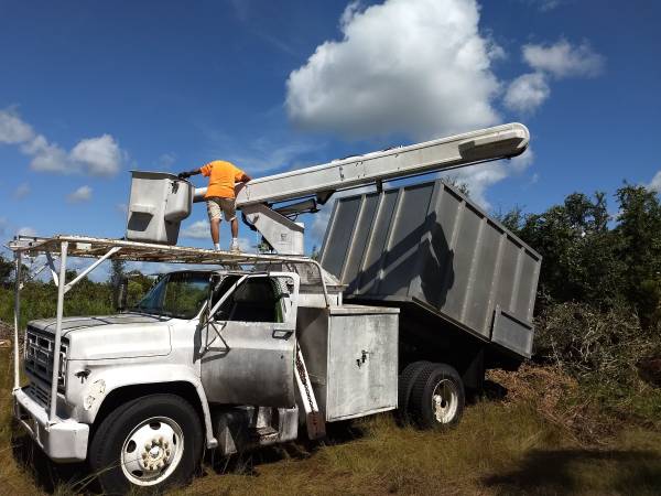 1980 BOOM Truck 4 Tree Service - cars & trucks - by owner - vehicle... for sale in Fort Myers, FL – photo 3