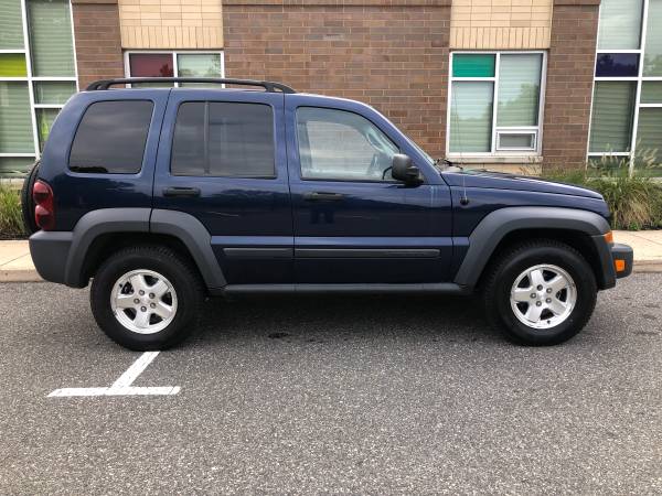 2007 Jeep Liberty 4WD 4dr Sport - cars & trucks - by dealer -... for sale in Camden, NJ – photo 18