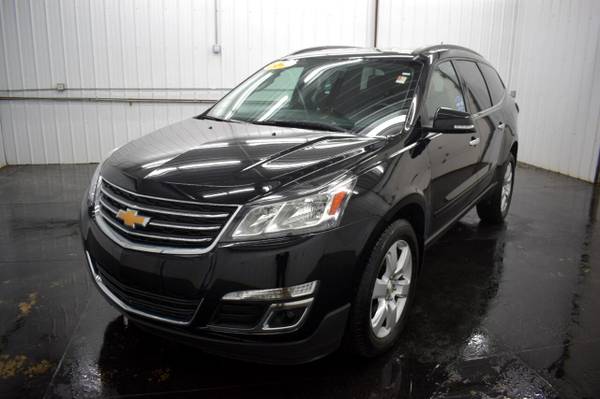 2016 Chevrolet Traverse 1LT FWD - cars & trucks - by dealer -... for sale in Marne, MI – photo 4