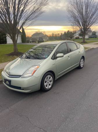 2007 Toyota Prius - dealer-serviced, runs like new, very clean -... for sale in Bethlehem, PA – photo 3