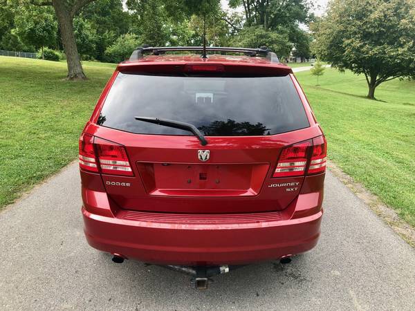 2010 Dodge Journey SXT*Clean CarFax* for sale in Beech Grove, IN – photo 4