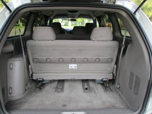 2002 Dodge Grand Caravan, FWD, auto, 6cyl, 3rd row, smog, SUPER... for sale in Sparks, NV – photo 11