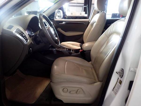 2012 Audi Q5 Free Delivery - cars & trucks - by dealer - vehicle... for sale in Gretna, MO – photo 24